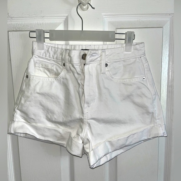 Pants - Wild Fable Target White Jean Shorts Size 00